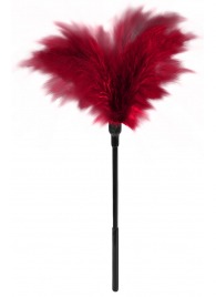 Пластиковая метелочка с красными пёрышками Small Feather Tickler - 32 см. - Blush Novelties - купить с доставкой в Петропавловске-Камчатском