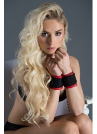 Полиуретановые манжеты для фиксации рук вместе Bound Together Wrist Restraints - Blush Novelties - купить с доставкой в Петропавловске-Камчатском