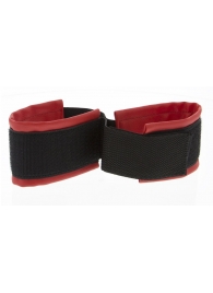 Полиуретановые манжеты для фиксации рук вместе Bound Together Wrist Restraints - Blush Novelties - купить с доставкой в Петропавловске-Камчатском