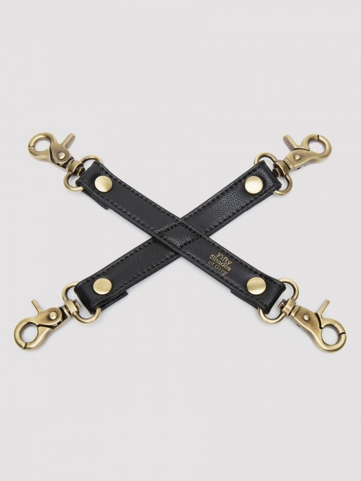 Черный фиксатор для манжет Bound to You Faux Leather Hogtie - Fifty Shades of Grey - купить с доставкой в Петропавловске-Камчатском