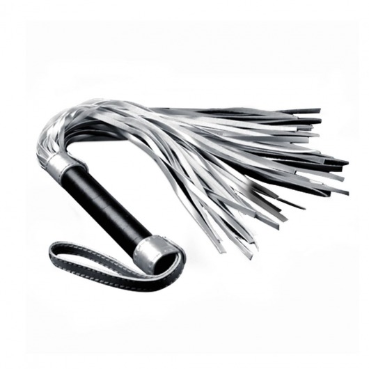 Серебристая плетка Struggle My Flogger с черной ручкой - 45 см. - Lovetoy - купить с доставкой в Петропавловске-Камчатском
